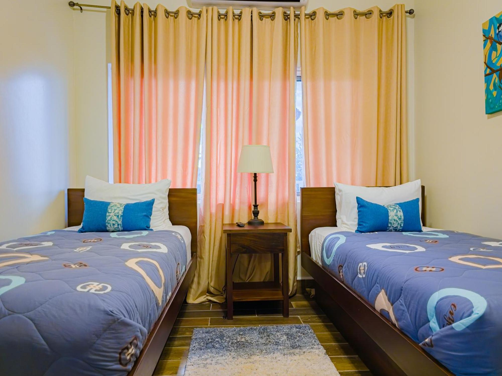 Louis' Apartments Placencia Zewnętrze zdjęcie