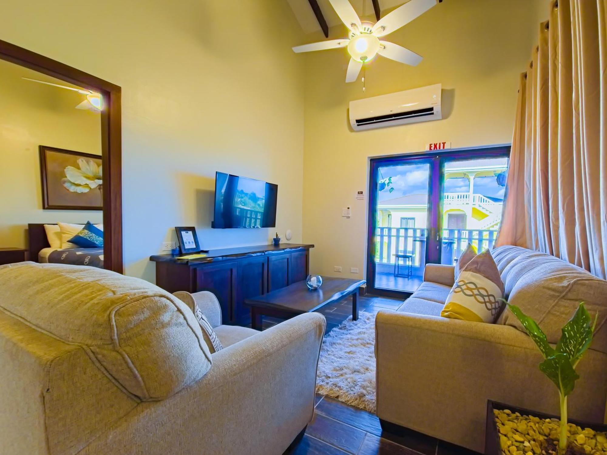 Louis' Apartments Placencia Zewnętrze zdjęcie
