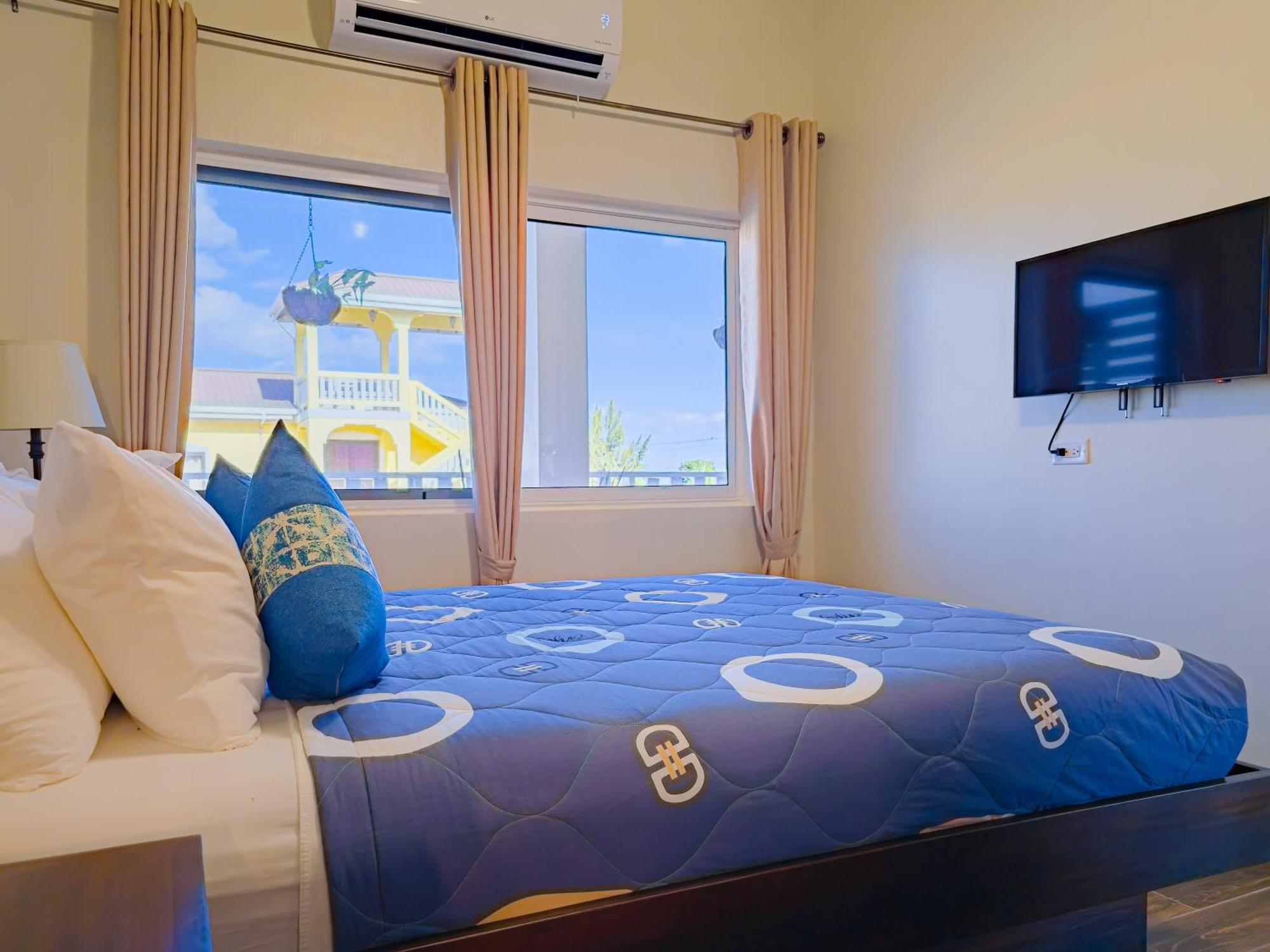 Louis' Apartments Placencia Zewnętrze zdjęcie